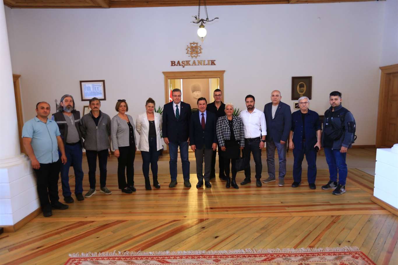 Muğla Büyükşehir Gazeteciler Cemiyeti Yönetimi Aras ile bir araya geldi haberi