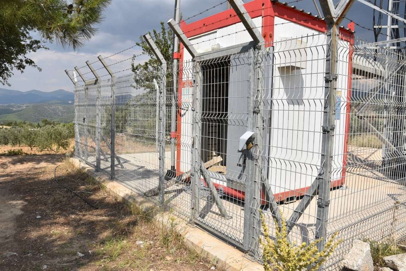 Baz istasyonlarından 2 milyon TL’lik akü hırsızlık zanlısı tutuklandı haberi