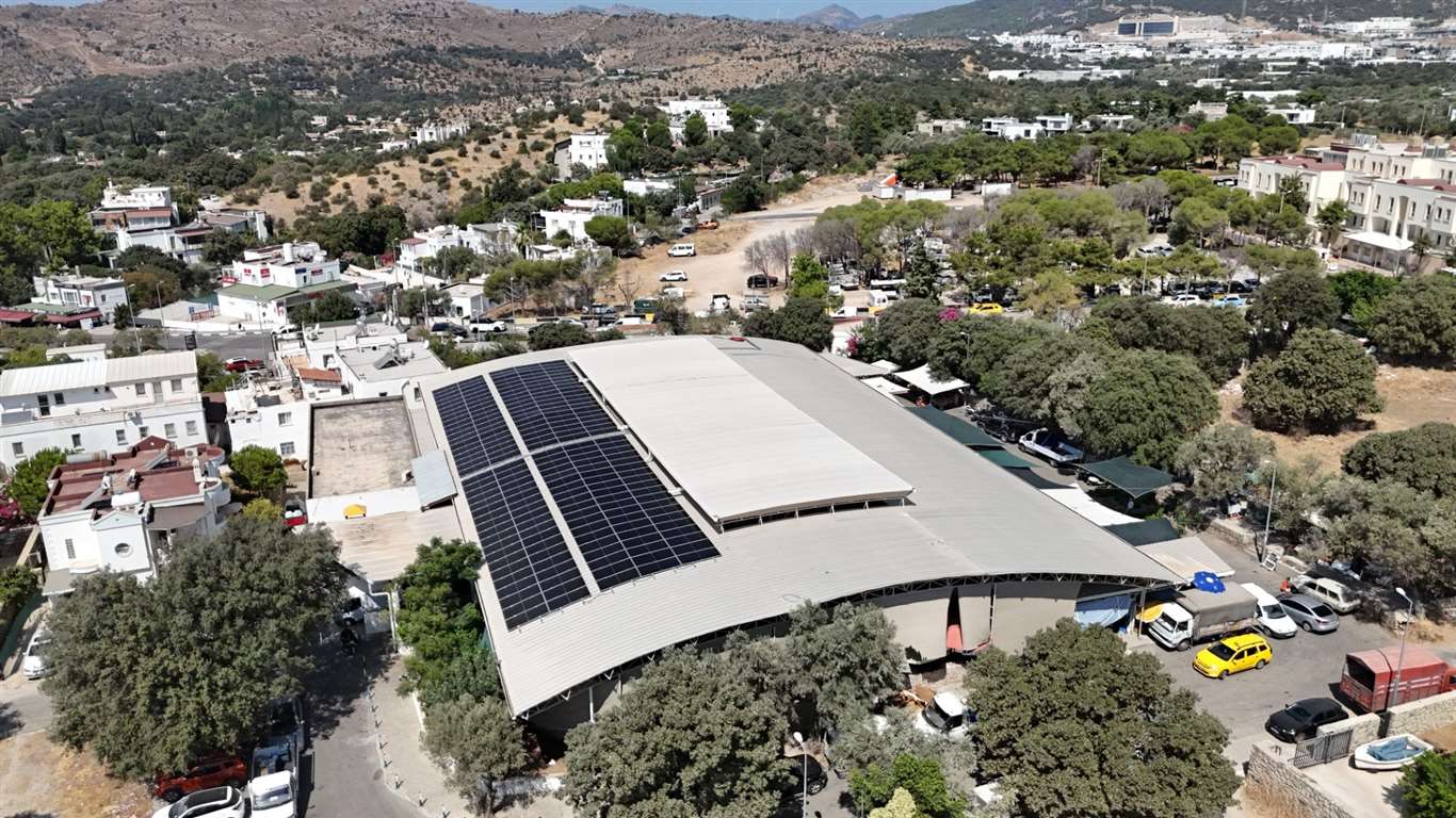 Bodrum Belediyesi, güneşten 106 bin 500 kwh temiz enerji üretti haberi