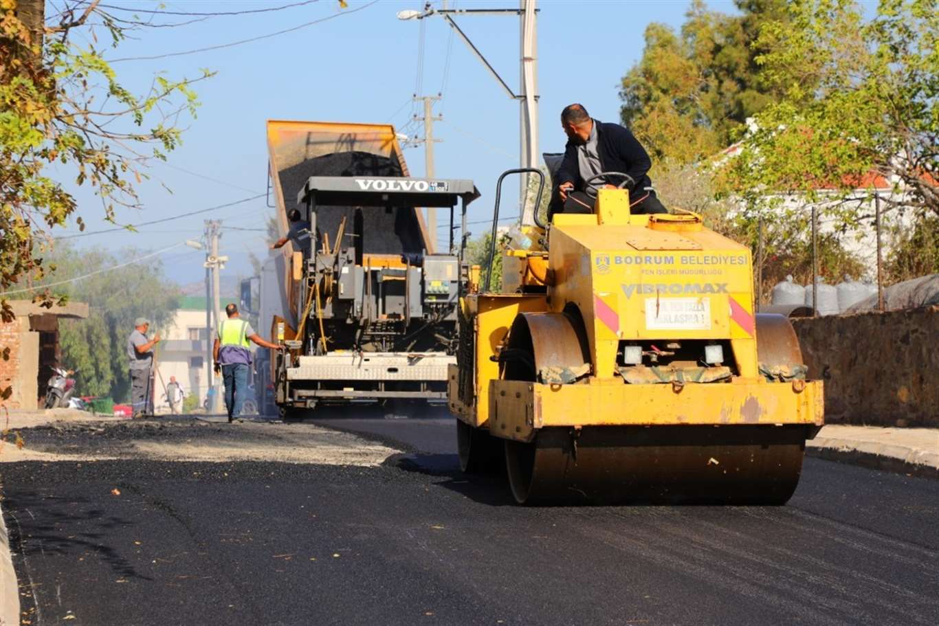 Bodrum’da yol çalışmaları dört mahallede sürüyor haberi