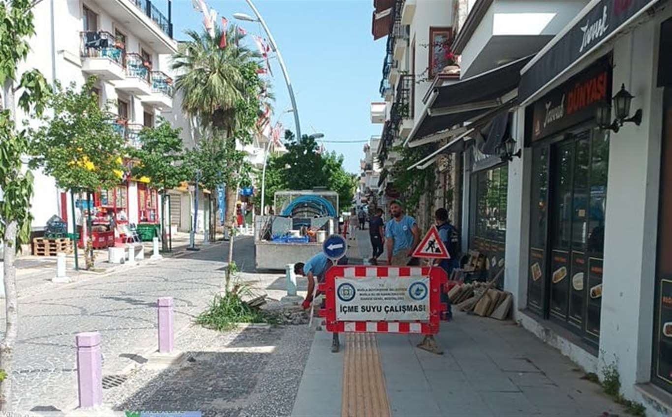Büyükşehir, Datça'da içme suyu hatlarını yeniliyor haberi