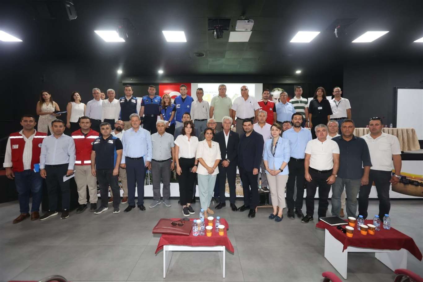 Muğla Büyükşehir'den Milas'ta muhtarlarla koordinasyon toplantısı haberi