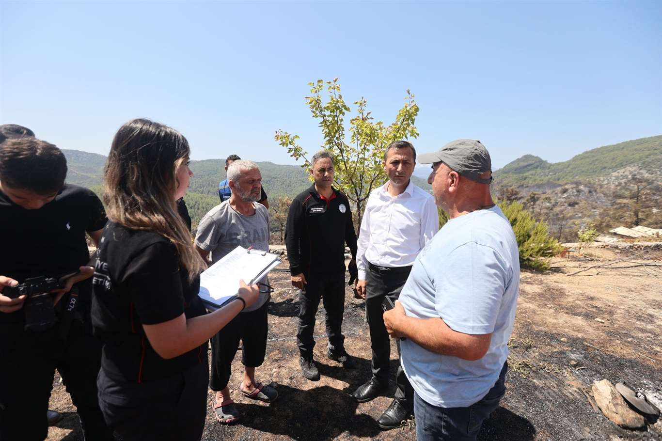 Büyükşehir ekipleri Fethiye’de yangın sonrası hasar tespitine başladı haberi