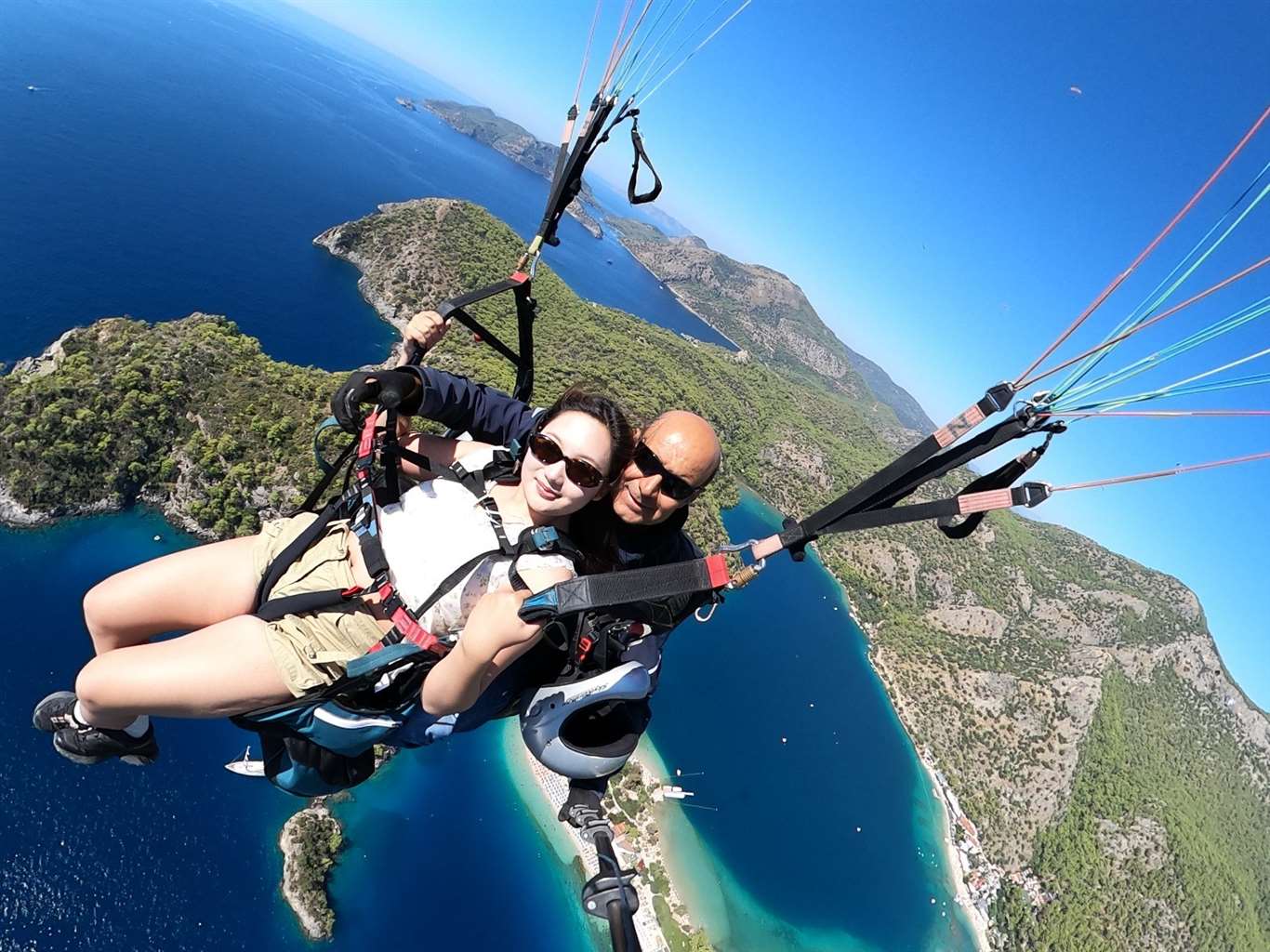Fethiye'de gökyüzünde her 3 kişiden biri Çinli haberi
