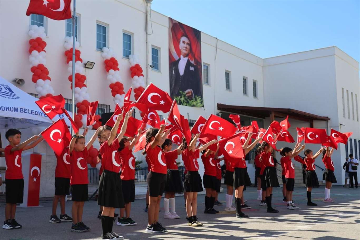 Bodrum’da İlköğretim Haftası kutlandı haberi