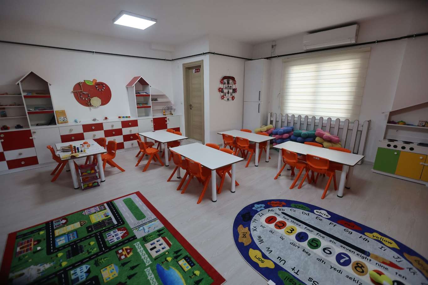    Kavaklıdere Özel Emin Eller Gündüz Bakımevi'nde kayıtlar devam ediyor haberi