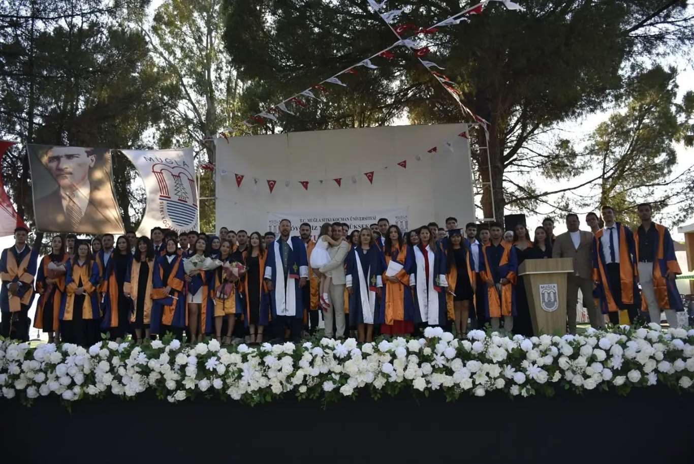  Köyceğiz Meslek Yüksekokulu'nda mezuniyet töreni yapıldı haberi