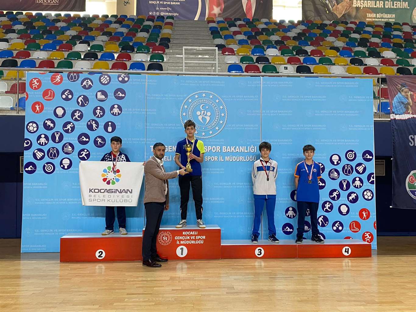       Büyükşehir masa tenisi sporcusu Türkiye 3'üncüsü oldu haberi