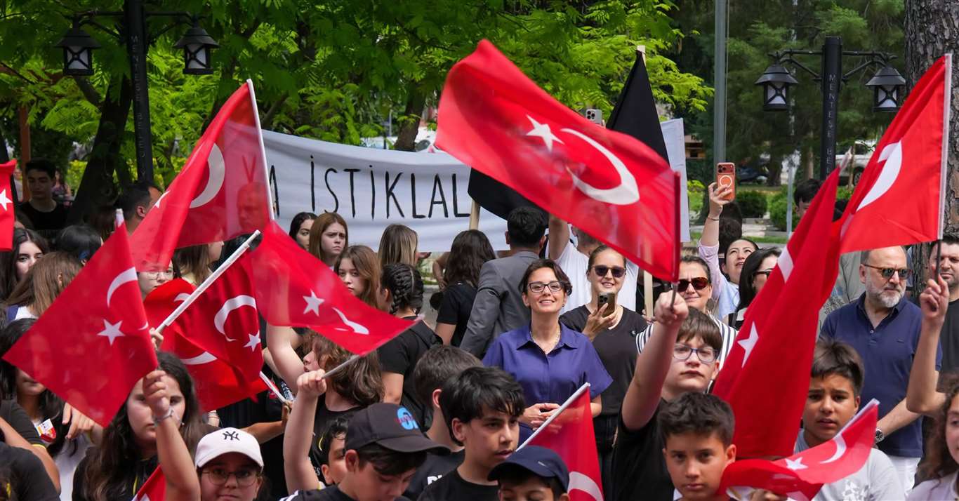 Menteşe’de ‘Her Haneye Bir Bayrak’ kampanyası haberi