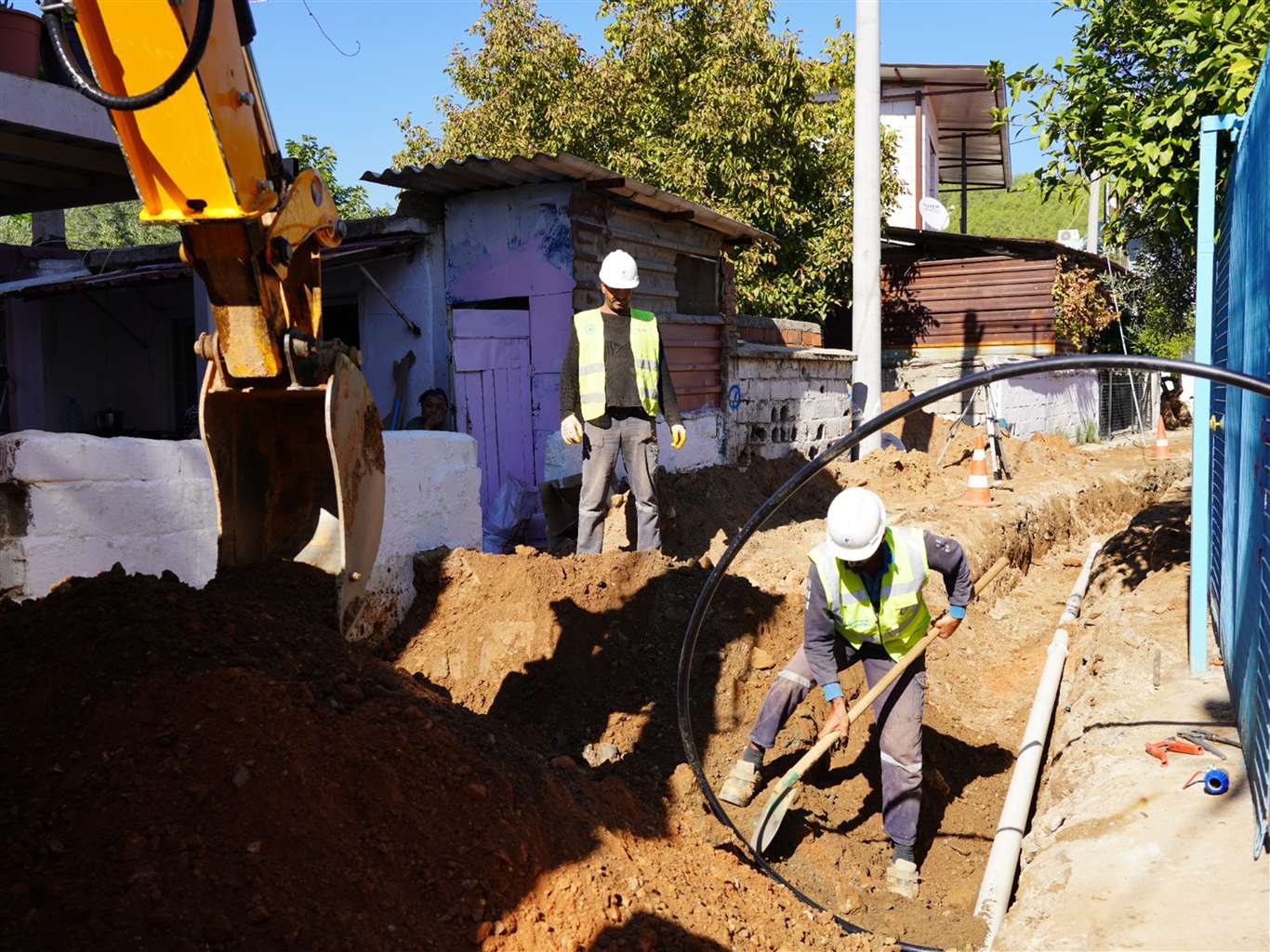 Milas Küçükdibekdere’de 5 bin 500 metrelik altyapı yatırımı haberi