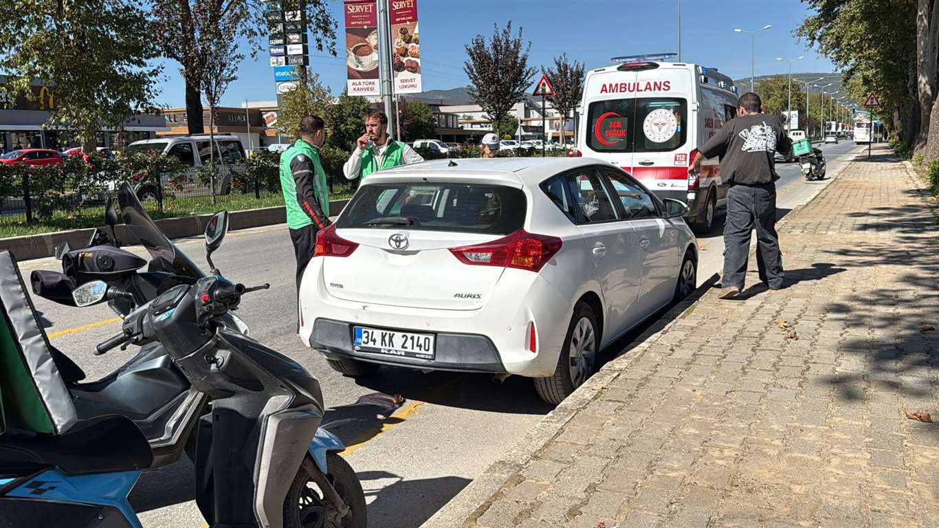Menteşe'de kaza: Motokurye yaralandı haberi