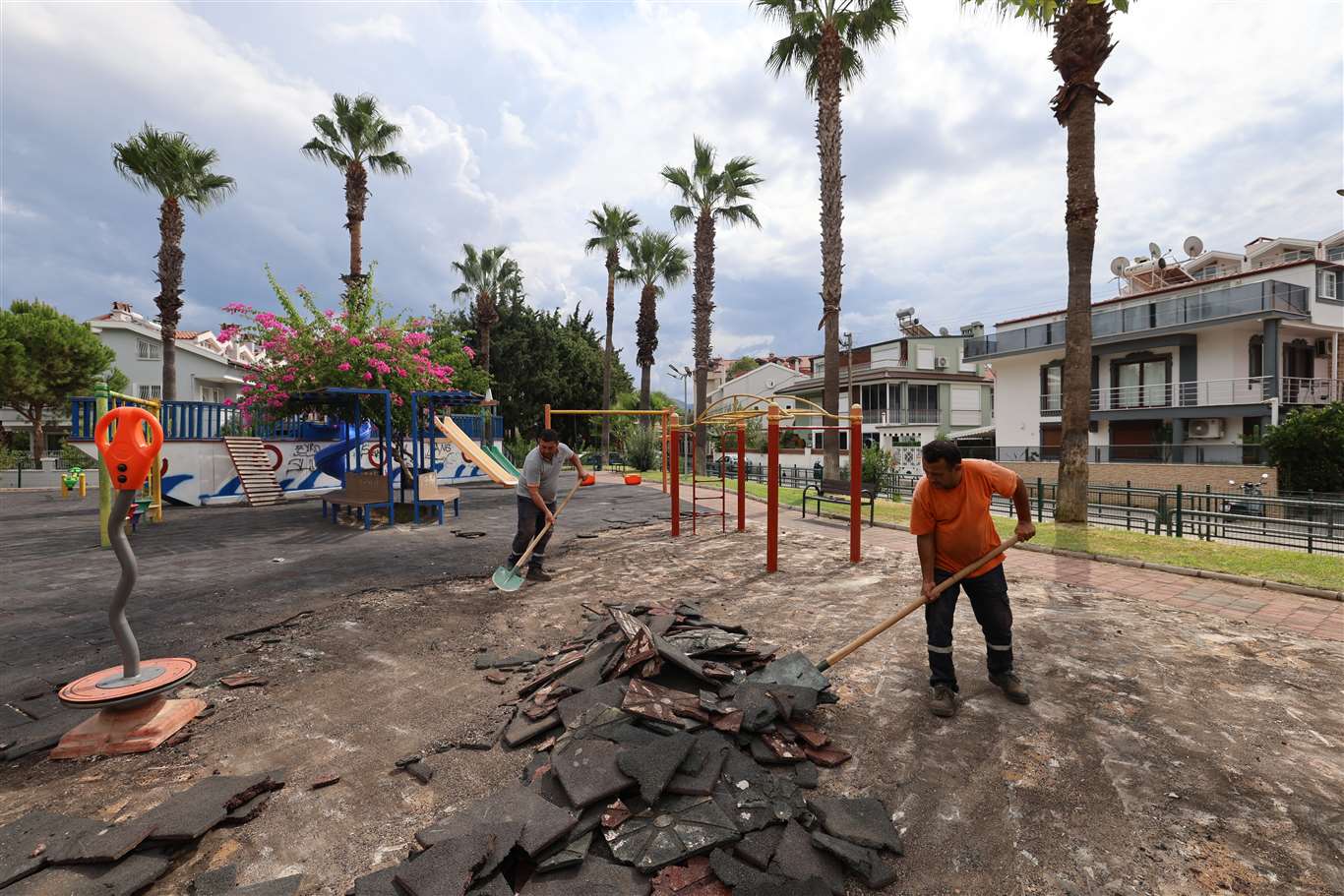 Marmaris'te parklar yenileniyor haberi