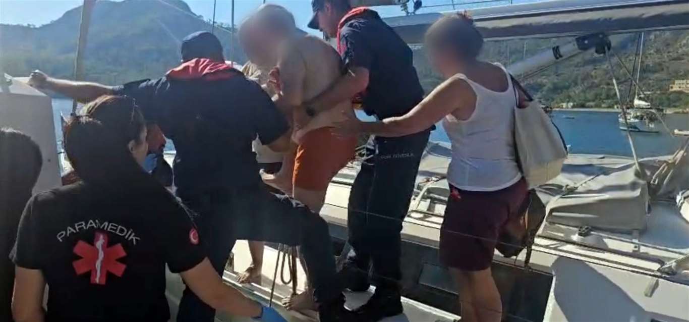 Sahil Güvenlik Marmaris ve Fethiye’de iki tıbbi tahliye gerçekleştirdi haberi