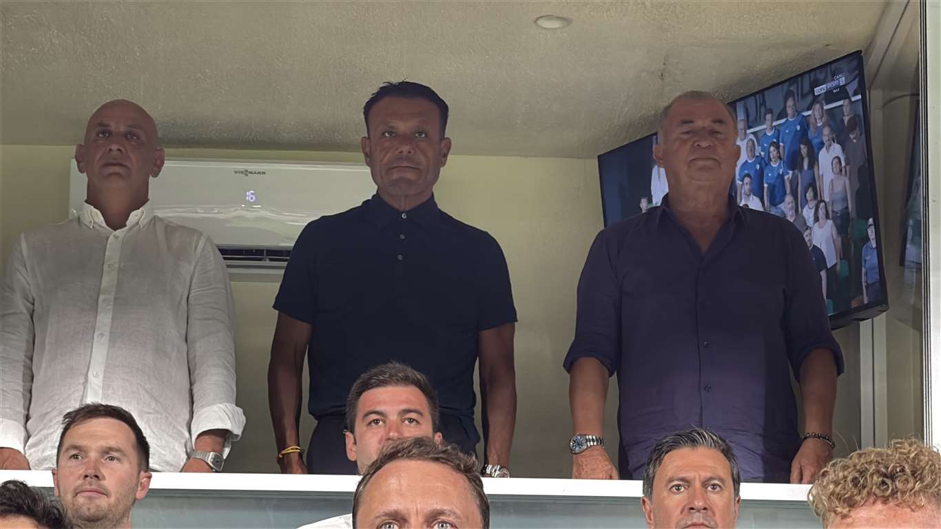 Fatih Terim, Muğla derbisini tribünden takip etti haberi