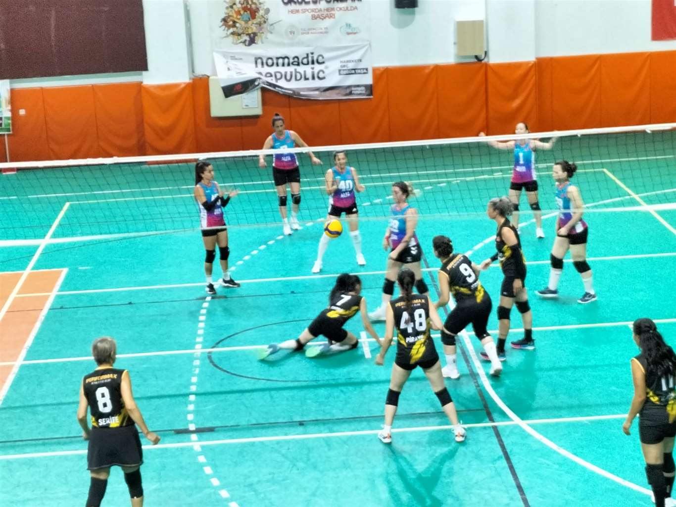 Köyceğiz veteran voleybol etkinliği tamamlandı haberi