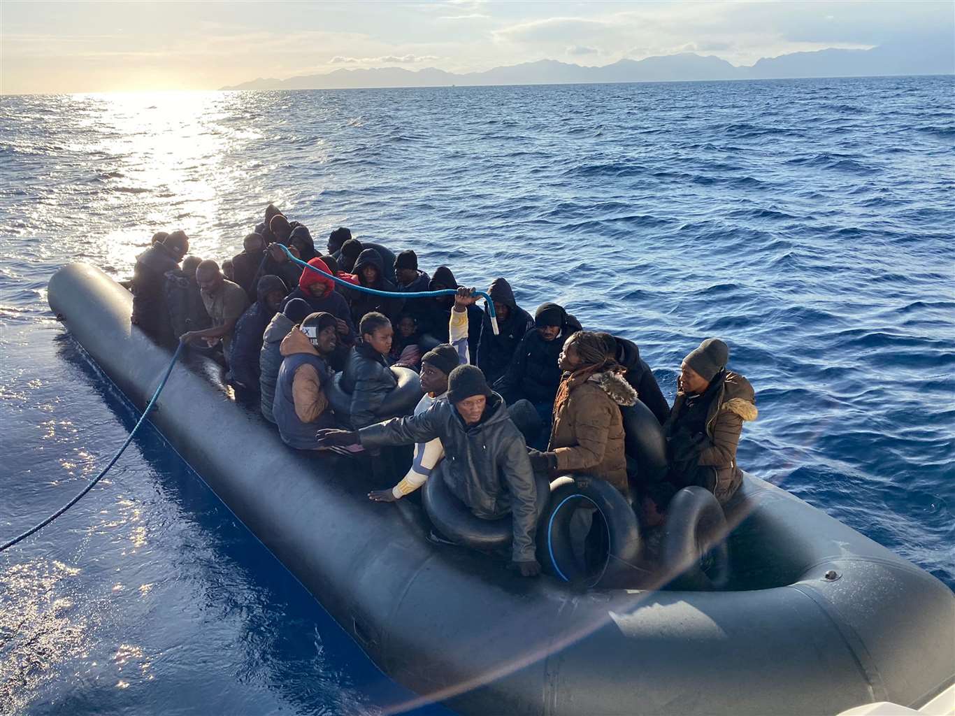          Marmaris'te 62 göçmen kurtarıldı haberi