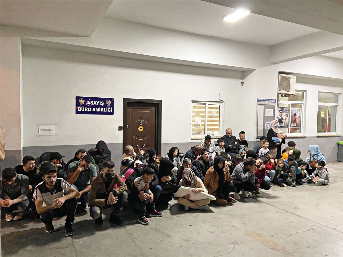       Marmaris'te 85 kaçak göçmen yakalandı haberi