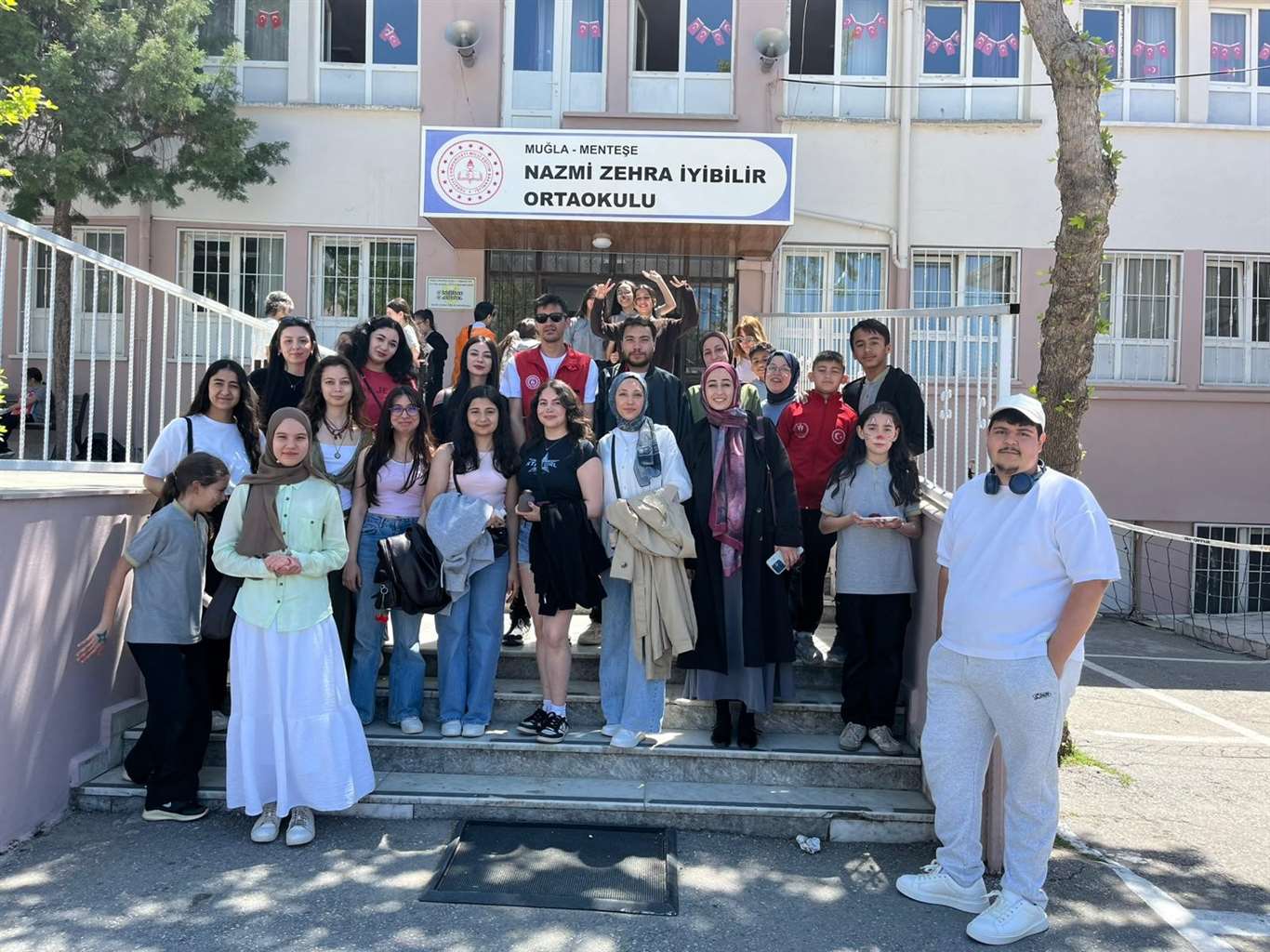    Menteşe'de gönüllü gençlerden örnek etkinlik haberi