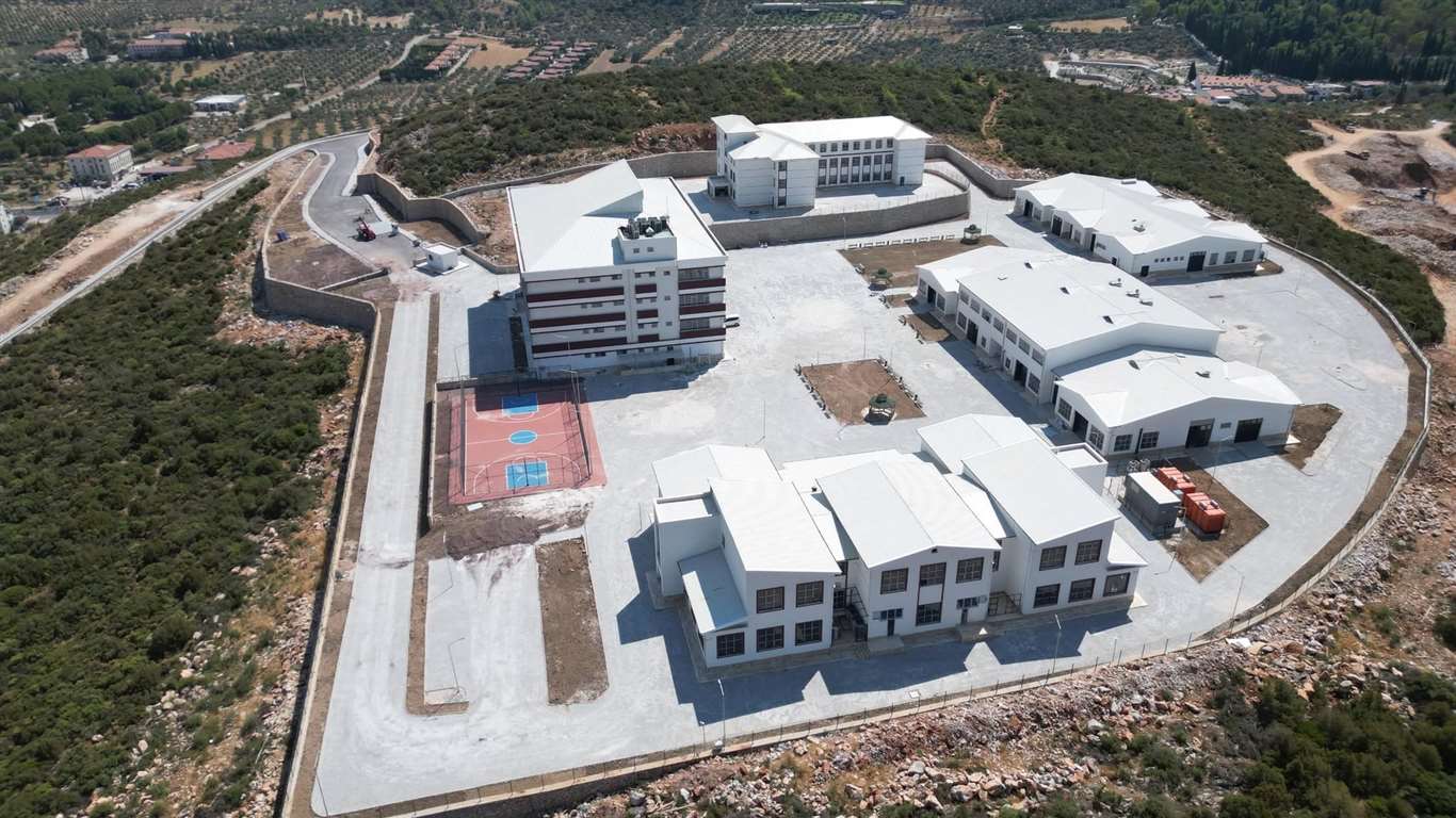 Milas'taki liseye Şehit Emrah Kuran'ın adı verildi