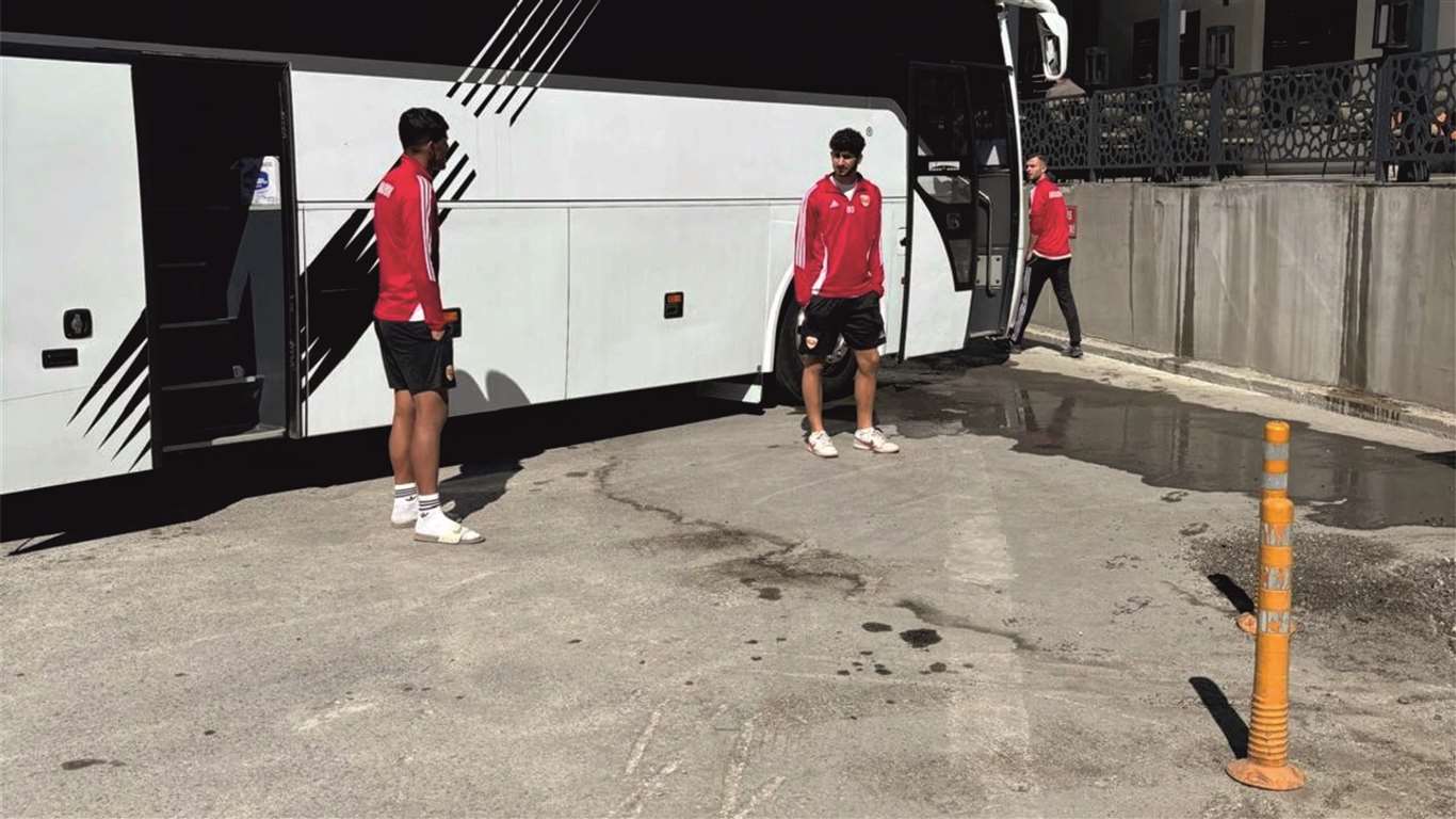 Muğla'ya gelen Adanaspor kafilesi lokantada rehin kaldı haberi