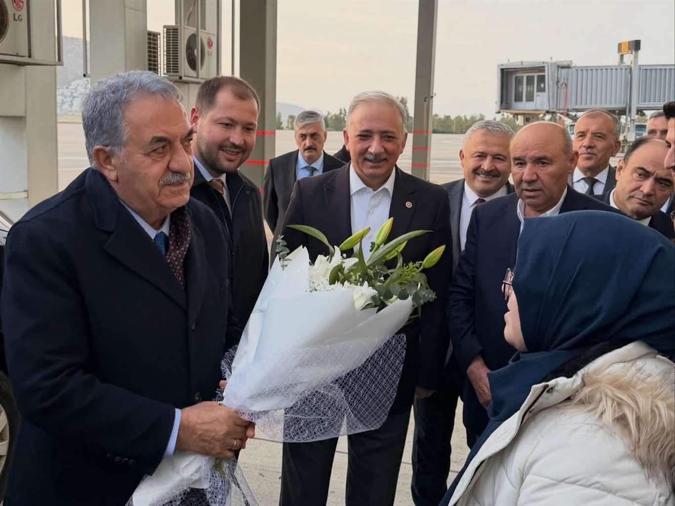 Ak Parti Genel Başkan Yardımcısı Hayati Yazıcı Muğla'da ziyaretlerde bulundu haberi