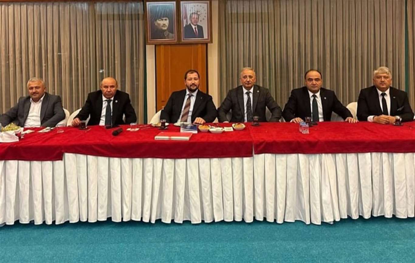    Ak Parti Muğla milletvekillerinden yatırım sunumu haberi