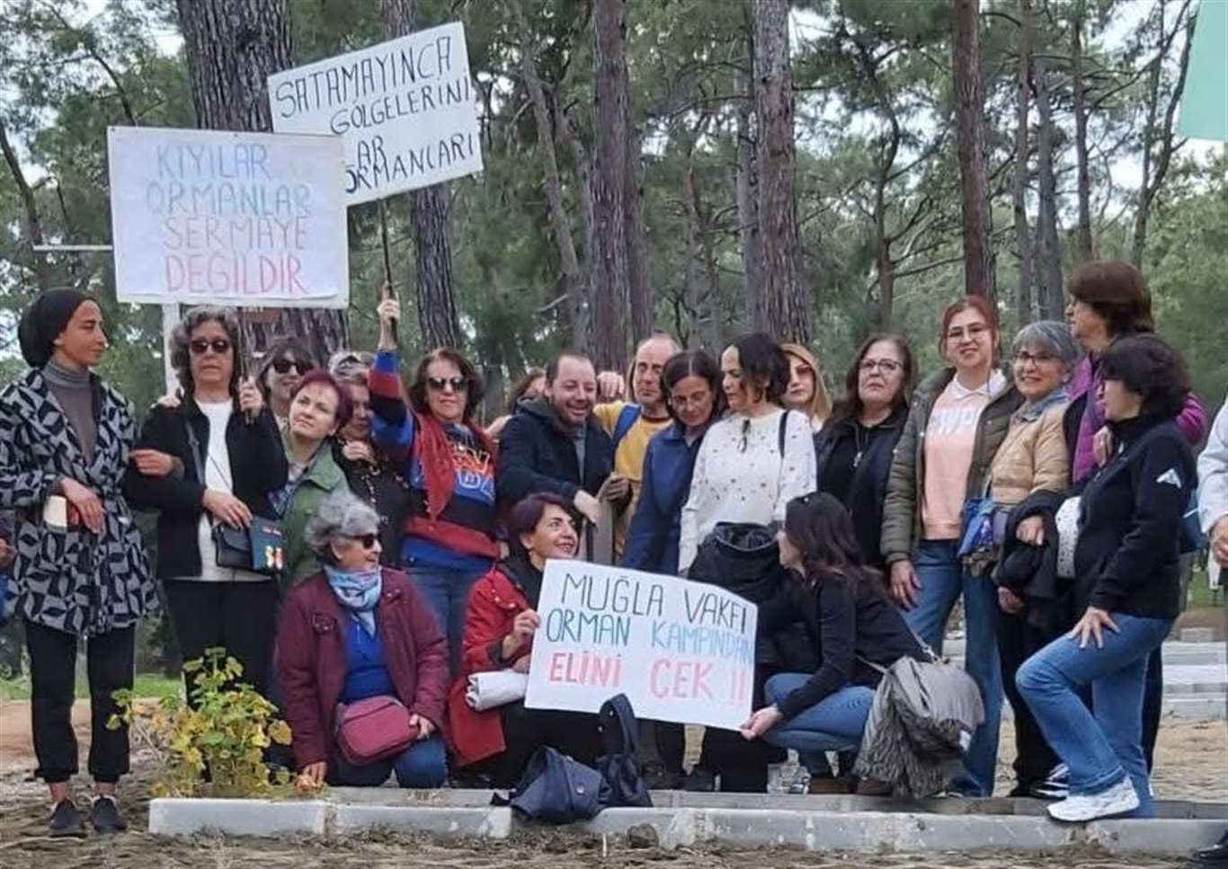    Akyaka'da Çevreciler, Orman Kampı'ndaki projeyi protesto etti haberi