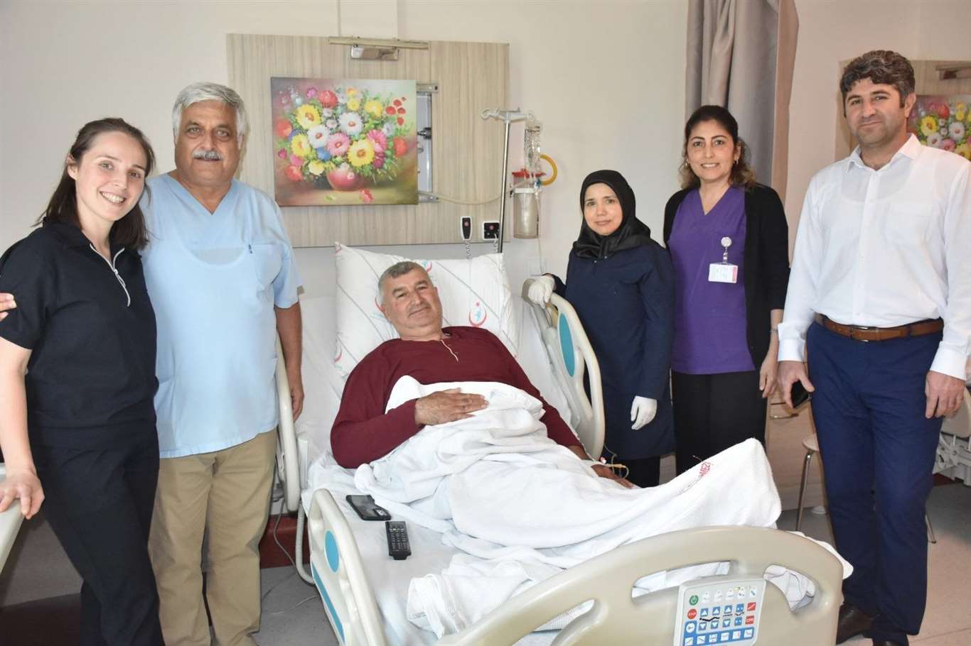Ameliyatta hastanın safra kesesinden 491 taş çıktı haberi