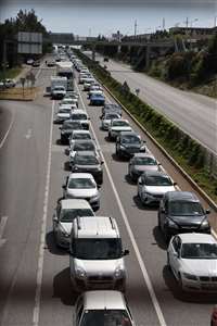 Trafiğe kayıtlı araç sayısı 771 bini aştı haberi