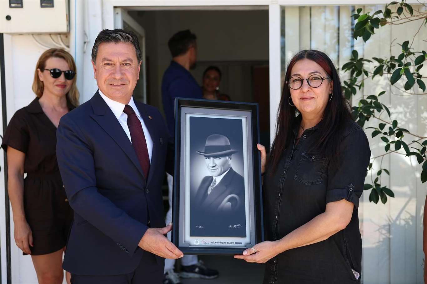            Başkan Aras'tan Bodrum'da iş birliği ziyaretleri: Ortak akılla geleceğe haberi
