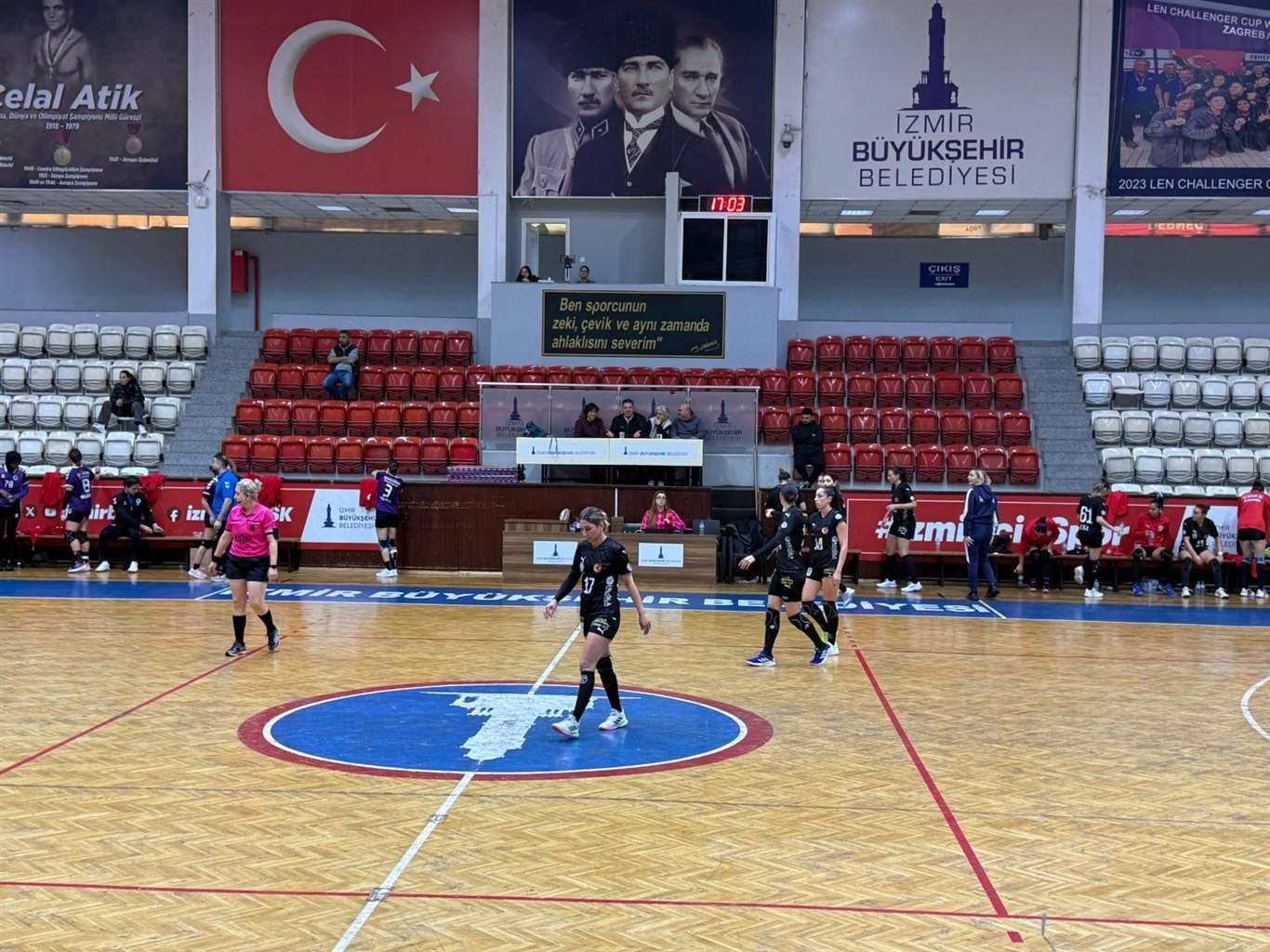 Armada Praxis Yalıkavakspor, İzmir kampını galibiyetlerle tamamladı haberi