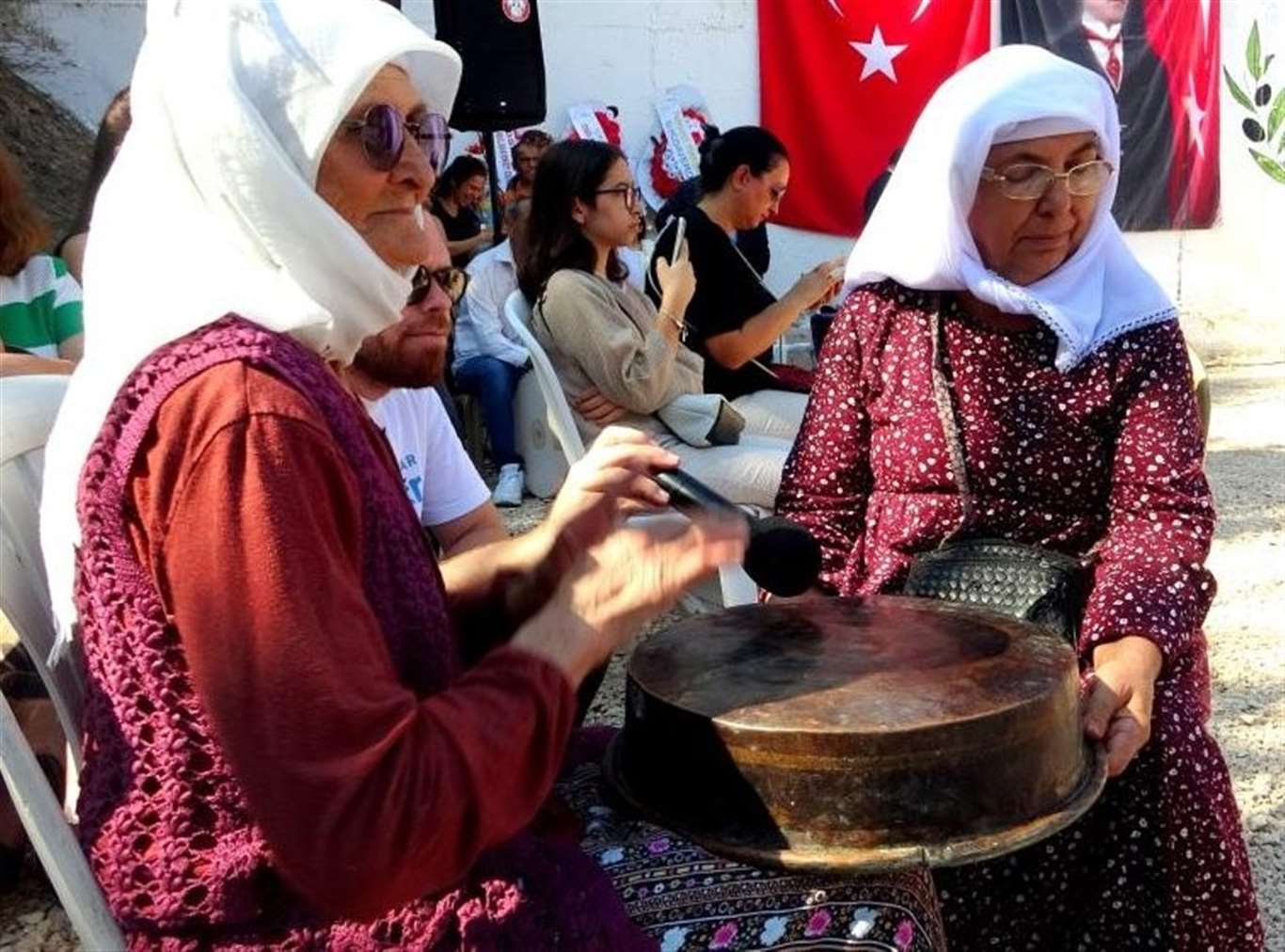    Asırlık gelenek, kadınların ellerinde yeniden hayat buluyor haberi