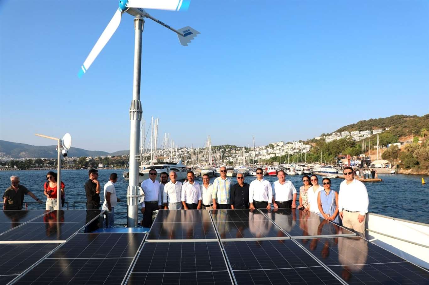 Bodrum'da yüzer deniz suyu arıtma platformu tanıtıldı haberi