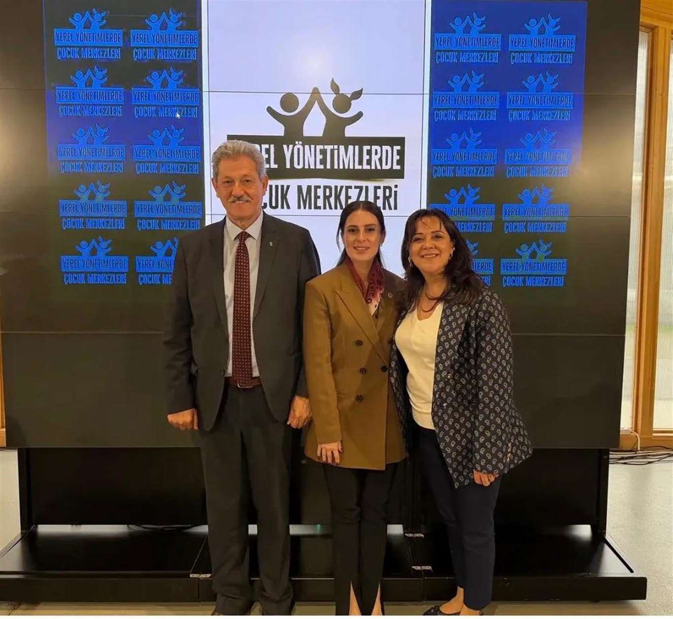 Muğla Büyükşehir'in çocuk merkezleri çalışmaları istanbul'da ele alındı haberi