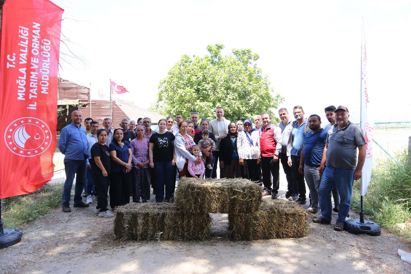    Kadın çiftçilere 'Saman Balya' desteği haberi