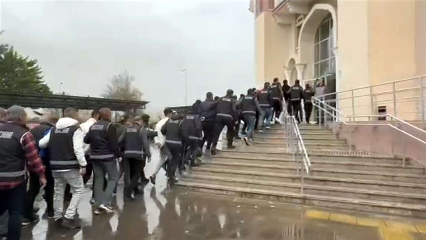 Daltonlar' ve 'Casperler' suç örgütü operasyonunda 8 tutuklama haberi