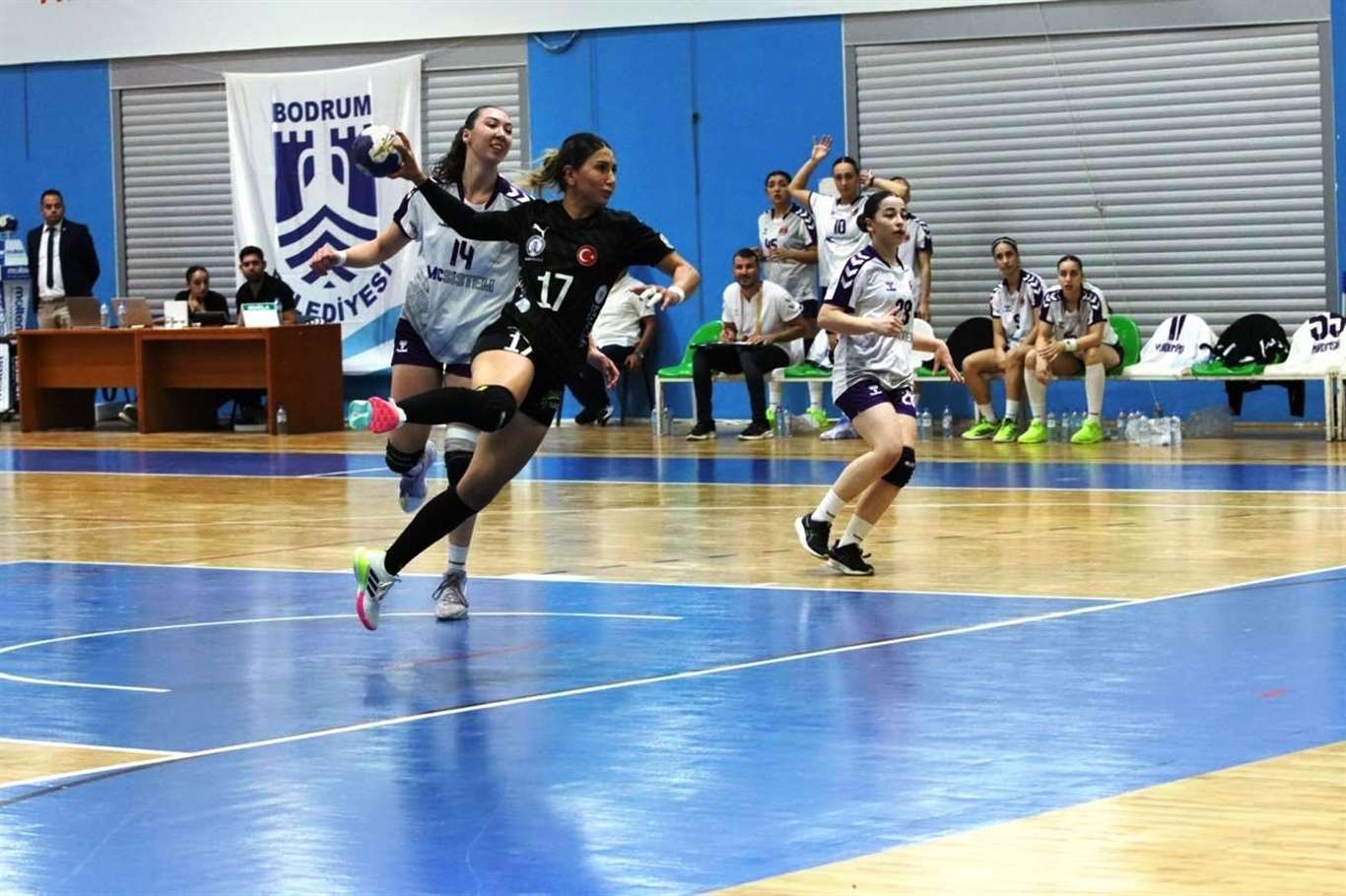 Denizin Kızları fırtına gibi: Yalıkavakspor'dan coşkulu galibiyet haberi