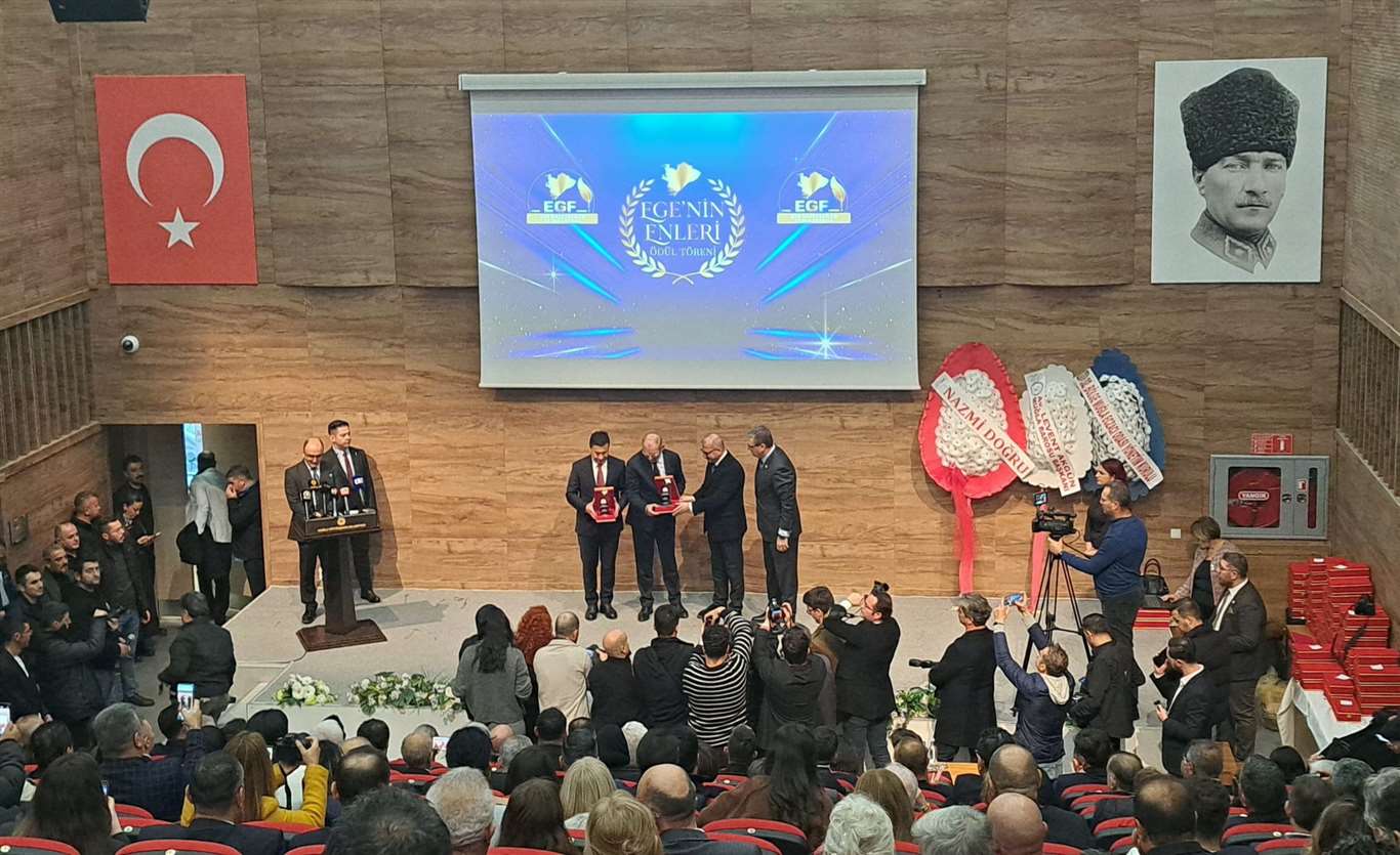 Ege'nin başarılı gazetecileri ve kurumları Muğla'da ödüllendirildi haberi