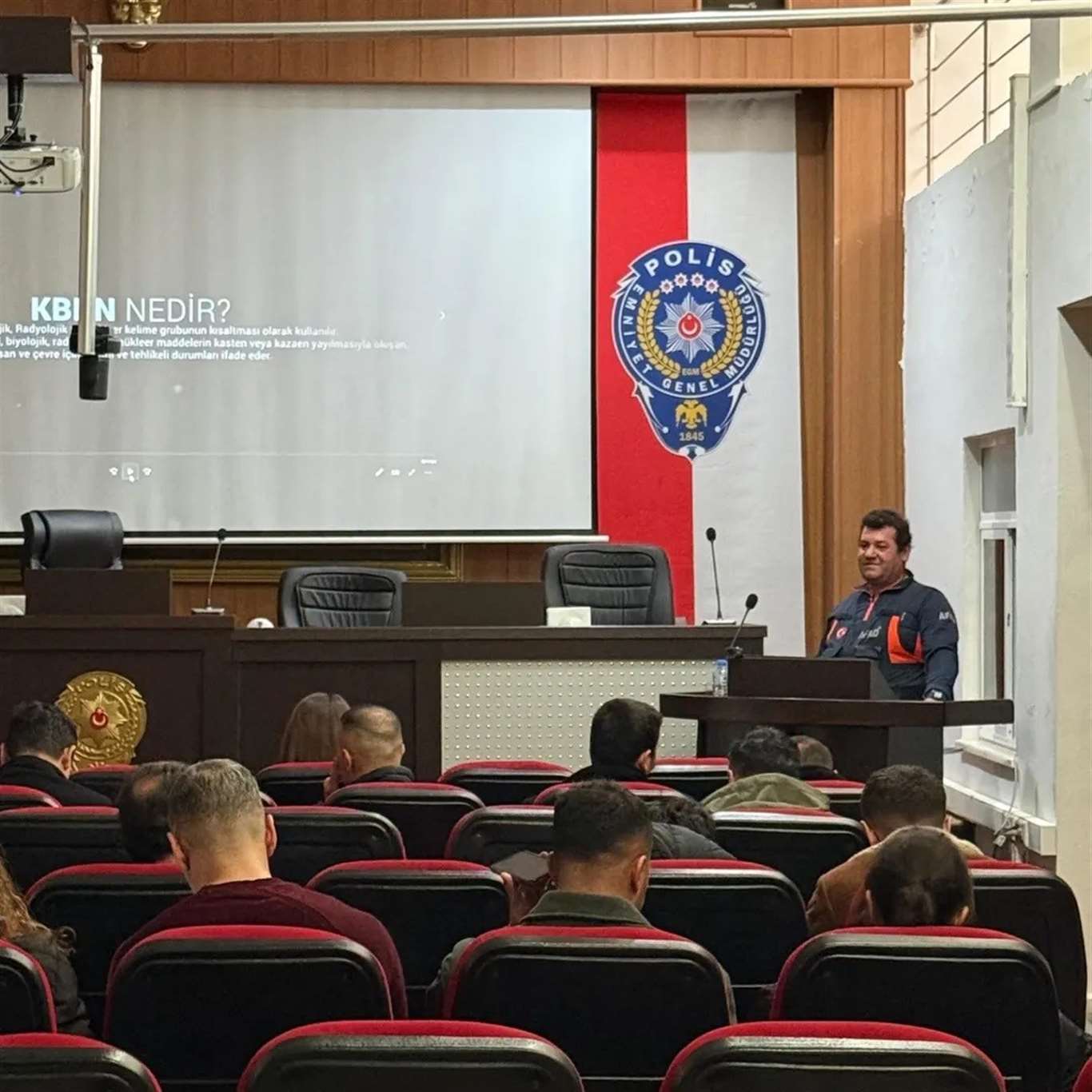 Muğla emniyetinde KBRN tehditlerine karşı eğitim haberi