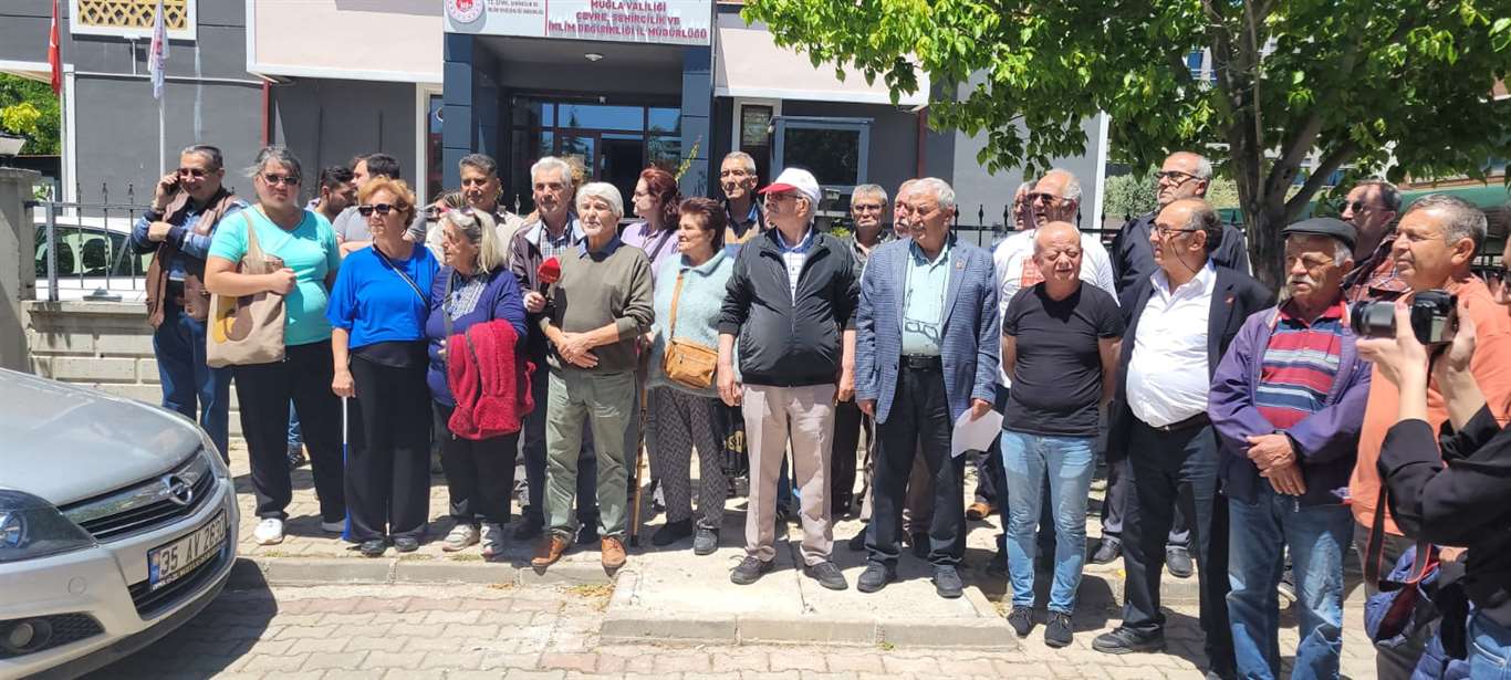          Eskihisar köylülerinden çevre şehircilik önünde protesto haberi