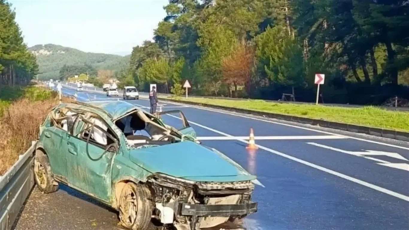 Yatağan'da feci kaza: 23 yaşındaki sürücü hayatını kaybetti haberi