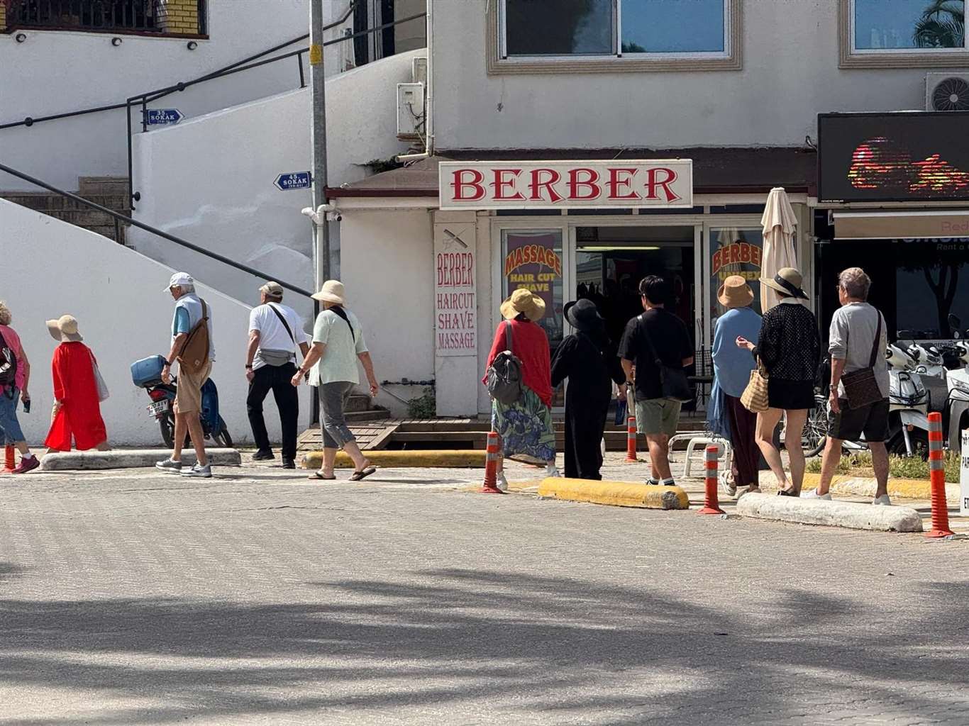 Fethiye'ye sezonun ilk kruvaziyer gemisi geldi haberi