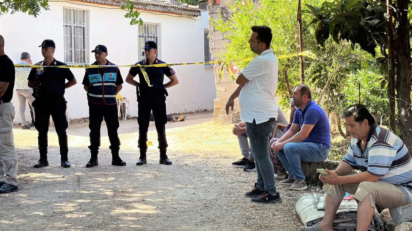 Fethiye'de 3 kişiyi öldüren sanığın yargılandığı davada tanıklar dinlendi haberi