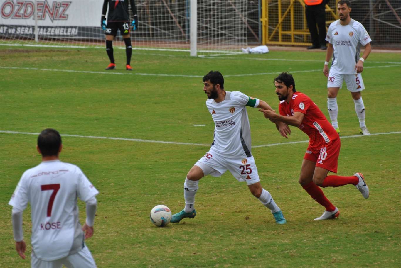  TFF 2. Lig: Fethiyespor: 0 - İnegölspor: 0 haberi