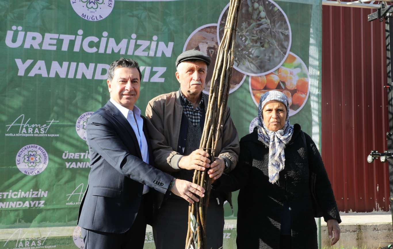  Muğla Büyükşehir Belediyesi 110 bin fidan dağıttı haberi