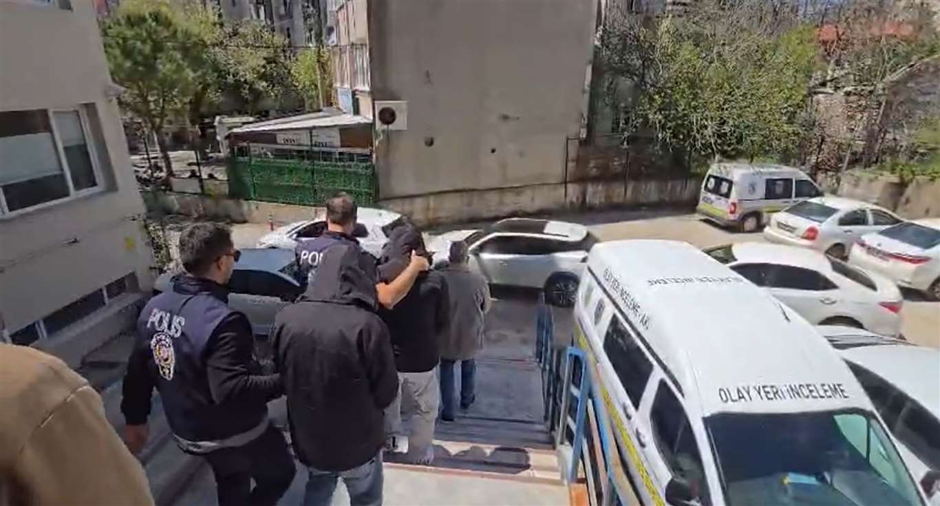 Fuhuş operasyonunda gözaltına alınan 5 kişi serbest haberi
