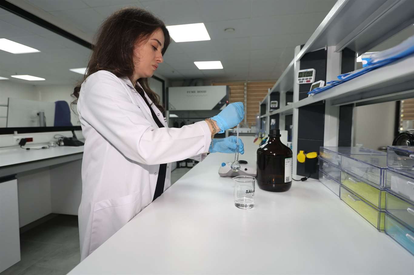 100. Yıl Gıda Analiz Laboratuvarı, Muğlalı üreticilere değer katıyor haberi