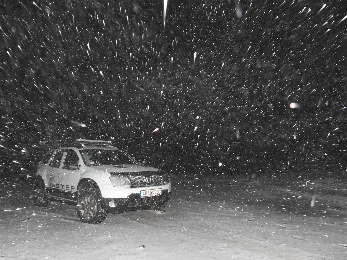 Göktepe Dağı beyaza büründü haberi