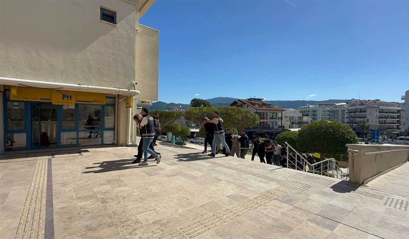 Marmaris'te 'gözlükçü kurşunlama' olayında 9 tutuklama haberi
