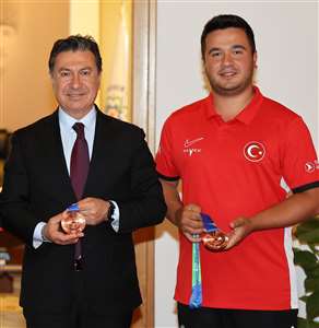 Büyükşehir sporcusu Emircan Haney dünya ikincisi haberi